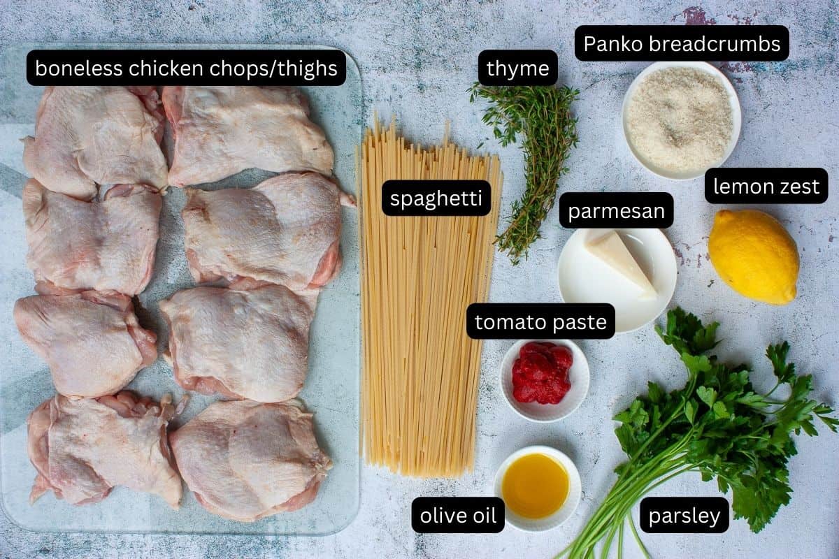 Annotated ingredients needed to make one-pan crispy spaghetti and chicken.